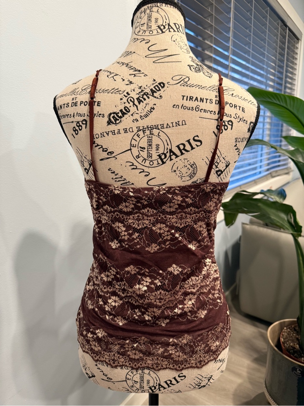 Eberjey Brown Lace-Trim Tank with Delicate Straps - Picture 2 of 3